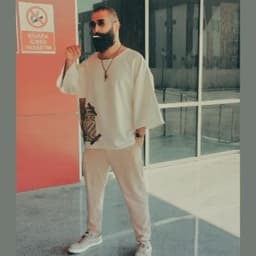 Velat İ. profil fotoğrafı