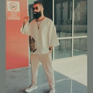 Velat İ. profil fotoğrafı