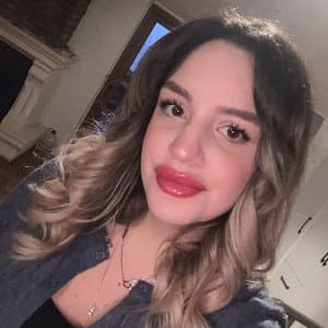 Yağmur Ö. profil fotoğrafı