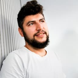 Yasir Y. profil fotoğrafı