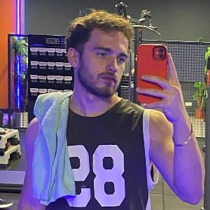 Yiğit N. profil fotoğrafı