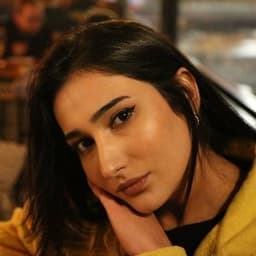 Zeynep İ. profil fotoğrafı