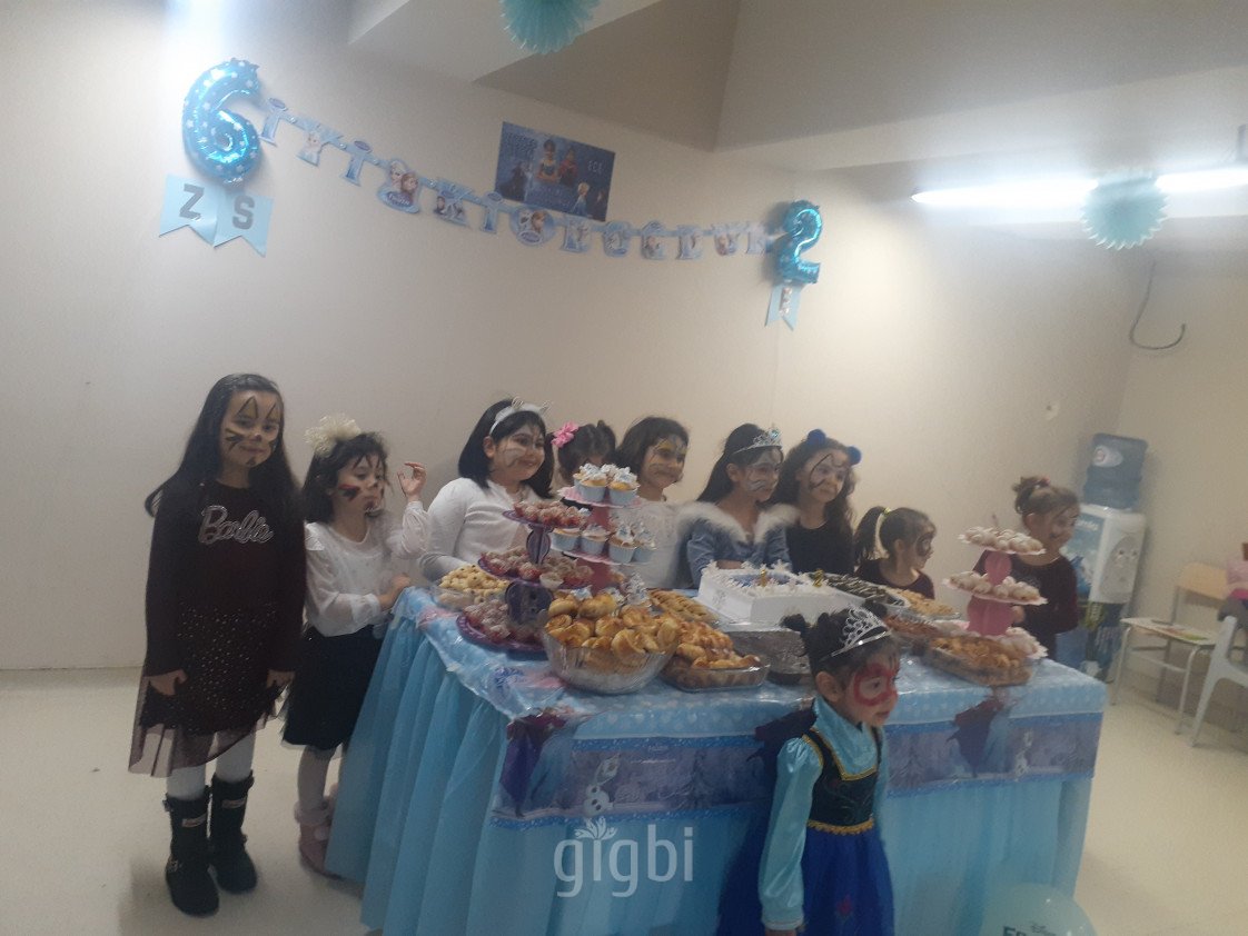 Animatör Tuğba Koç