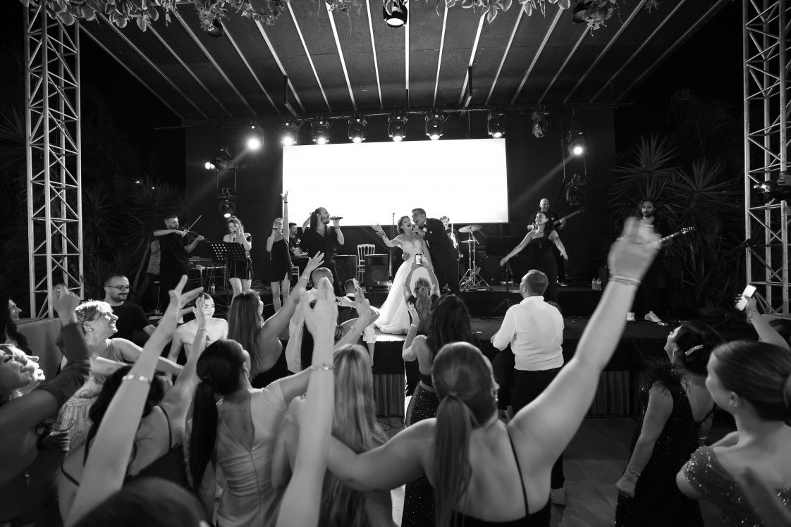 Artı Bir Orkestrası