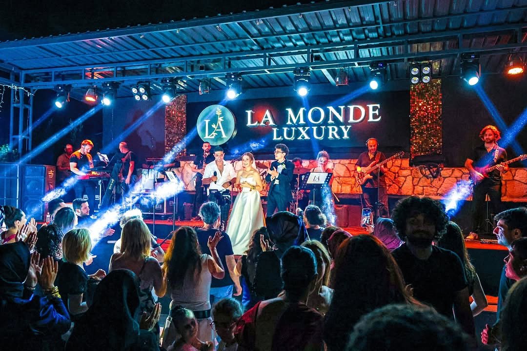 Artı Bir Orkestrası