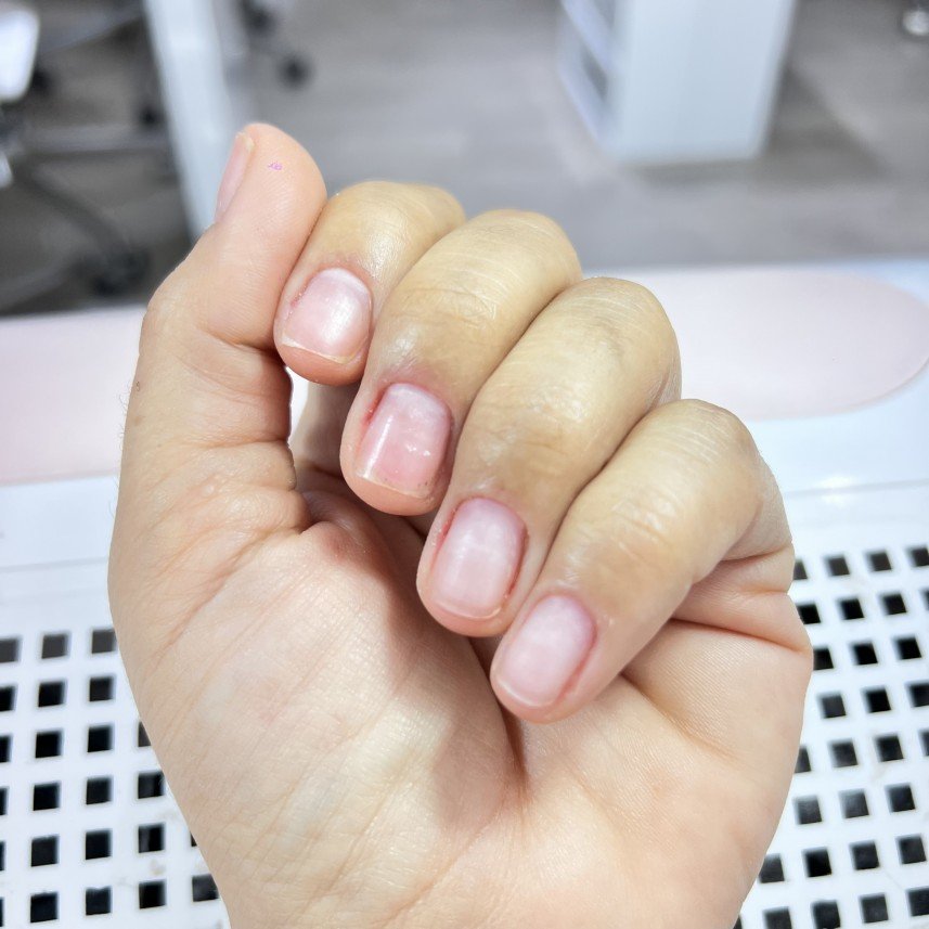 Ay Mystic Glow Nailart