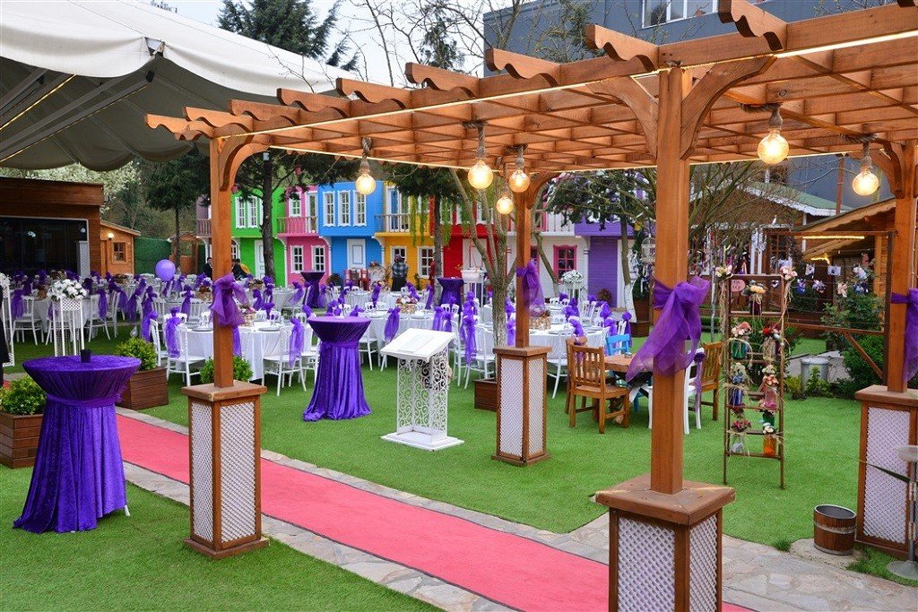 Ayşe Sultan Kır Düğünü