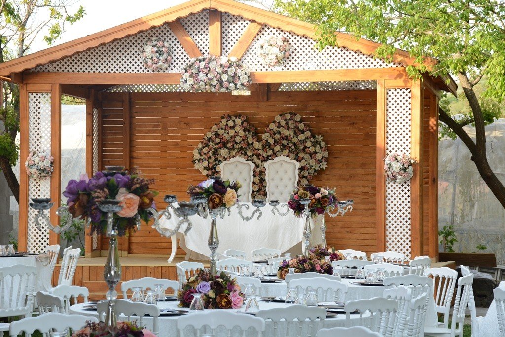 Ayşe Sultan Kır Düğünü