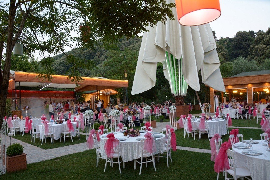 Ayşe Sultan Kır Düğünü