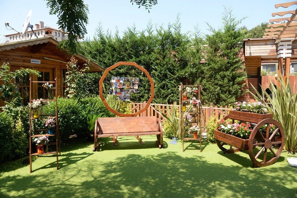 Ayşe Sultan Kır Düğünü