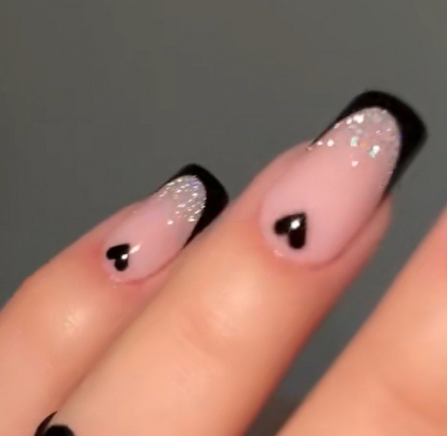 Ay Mystic Glow Nailart