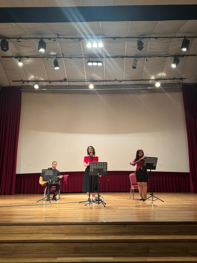 Azra Çisil Taşkıran