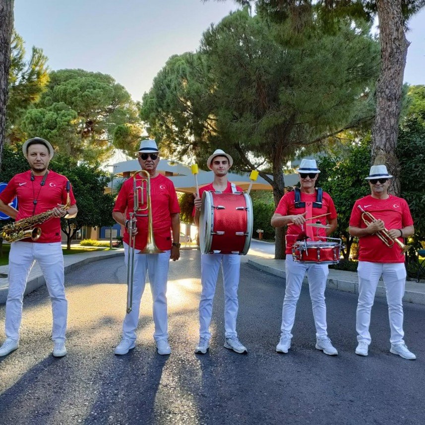 Bandoerol & Orkestra