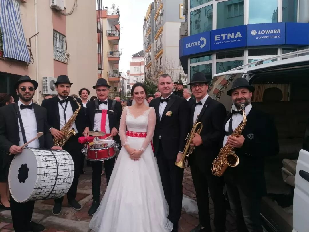 Bandoerol & Orkestra