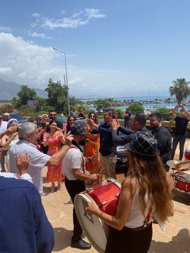 Bandoerol & Orkestra