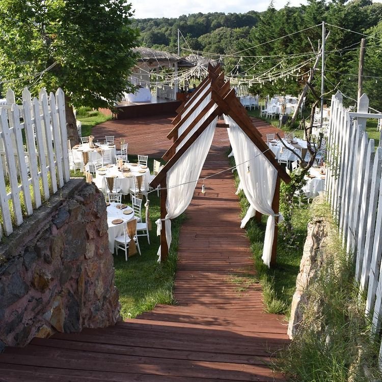 Bella Garden Kır Bahçesi