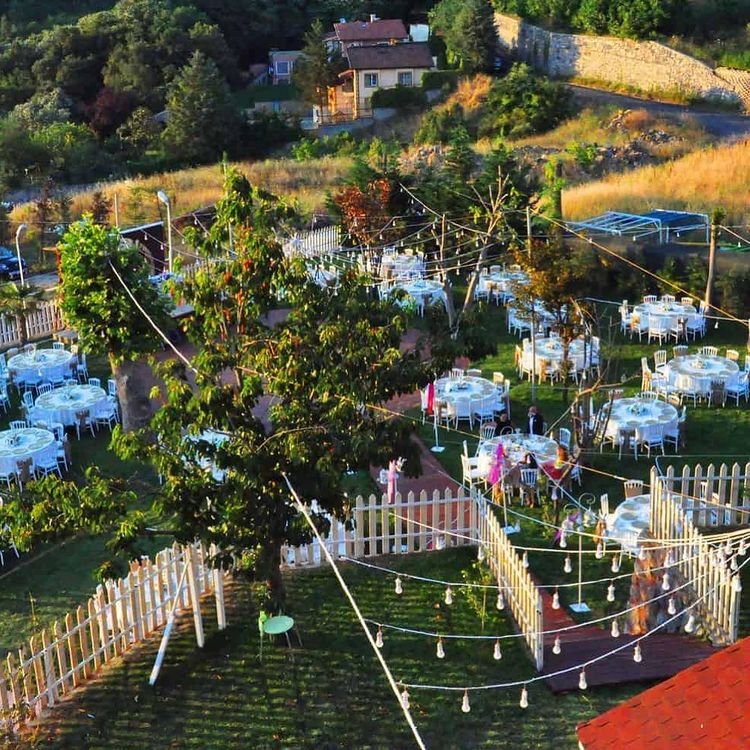 Bella Garden Kır Bahçesi