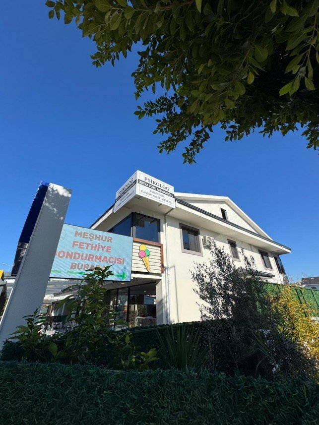 Beyza Toku Parmakoğlu