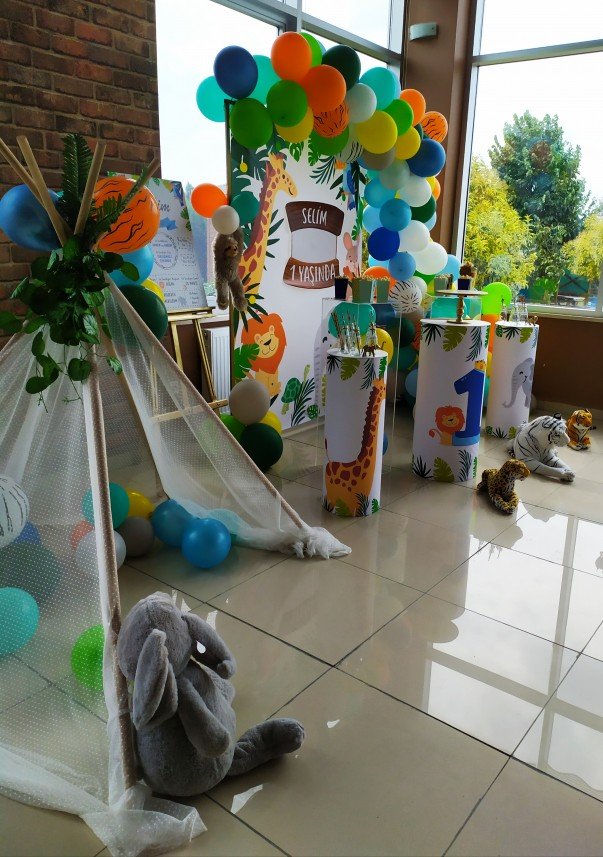 Blueberry Event House