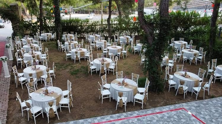 Bosna Kahvecisi Kır Düğünü