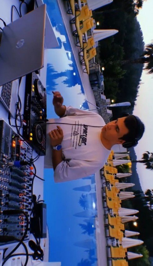 Burak Metehan  Çolpan