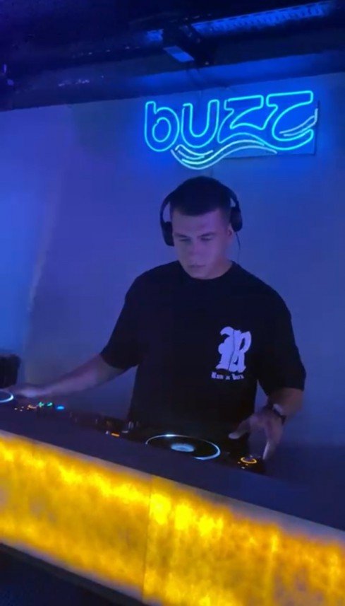 Burak Metehan  Çolpan