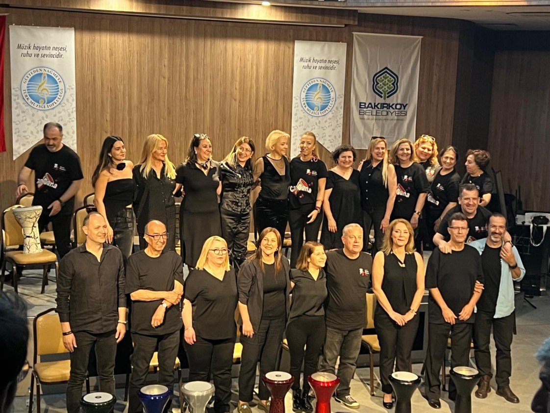 Burak Özdemir Sanat Akademisi