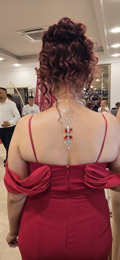 Büşra Evren