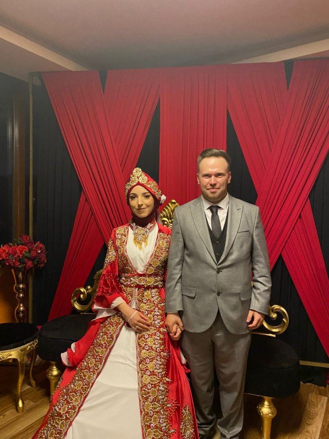 Büşra Yeşilçiçek 