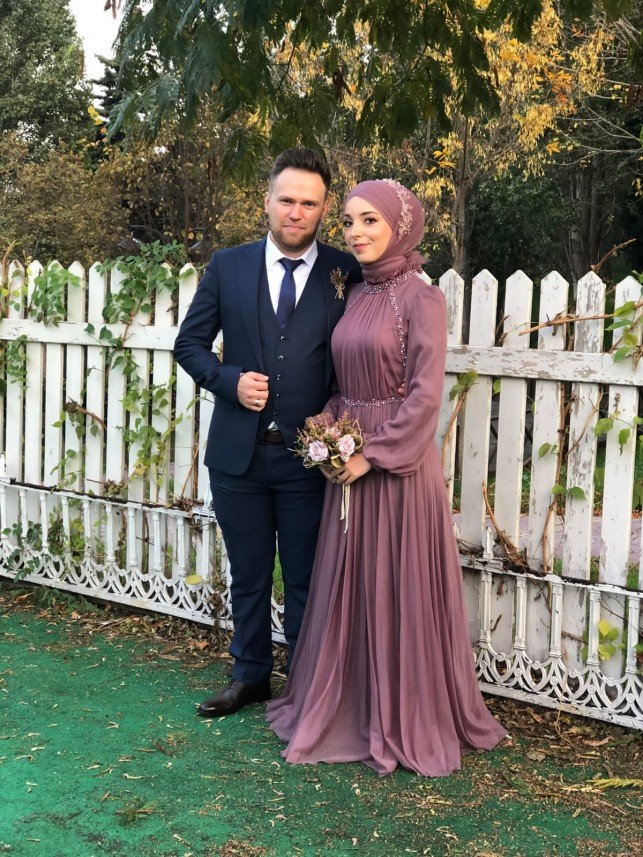 Büşra Yeşilçiçek 