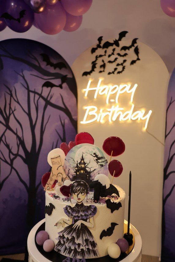 Büşra Yeşilçiçek 