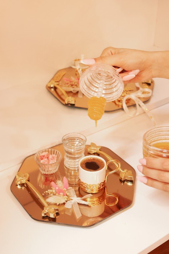 Büşra Yeşilçiçek 