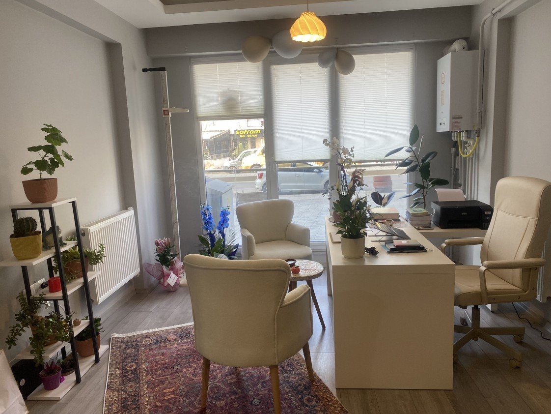 Diyetisyen Ceren Metin