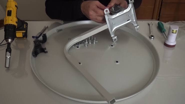 Cezeri Uydu Sistemleri