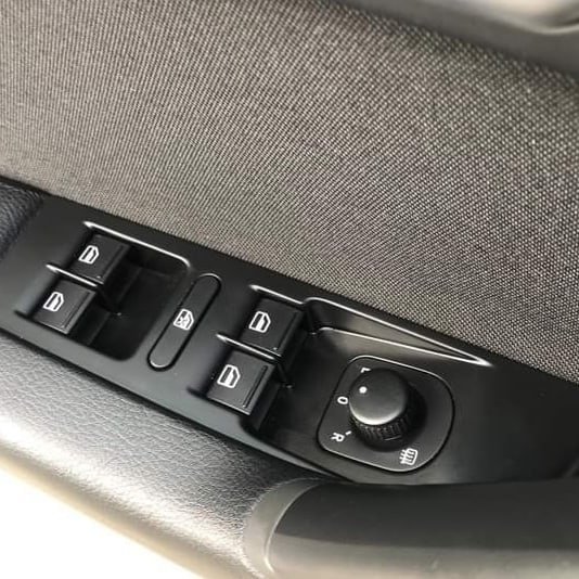 Deniz Usta Oto Kuaför