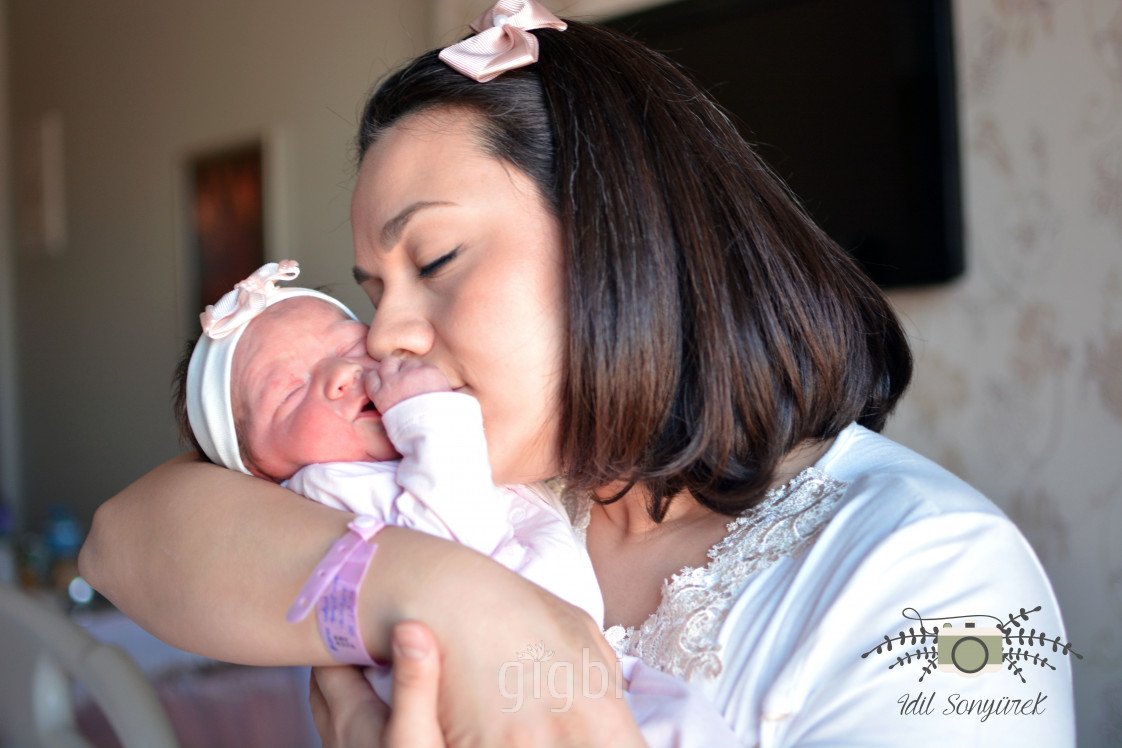 İdil Sonyürek Doğum Fotoğrafçısı 