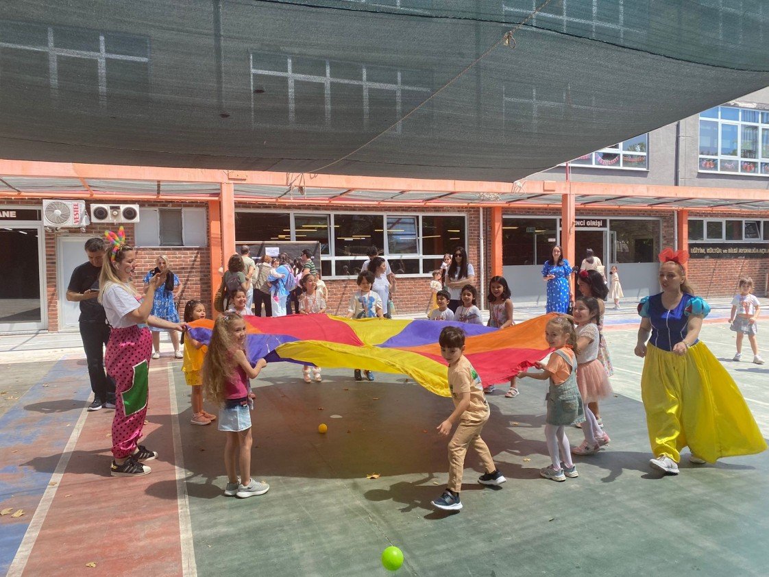 Partine Beni De Çağır 