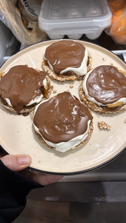 Diyetisyen Büşra Döven