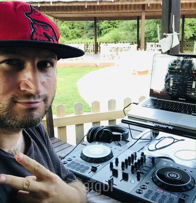 DJ Buğra İkizoğlu