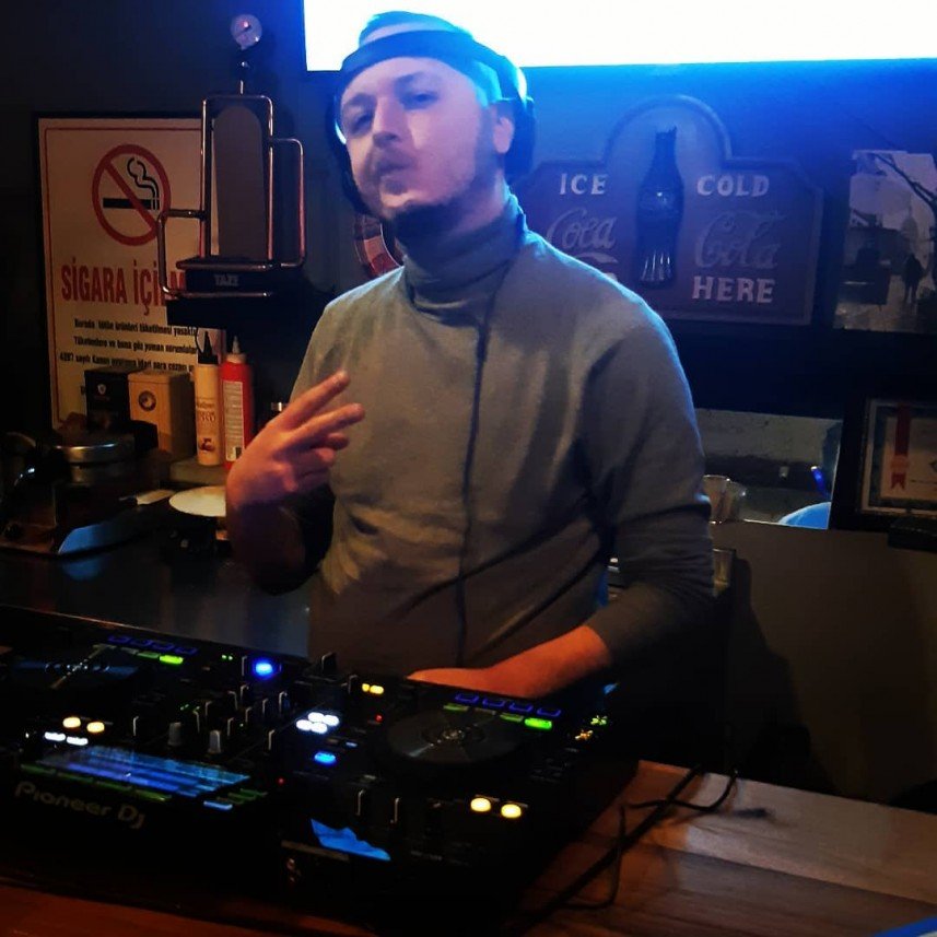 DJ Çağan
