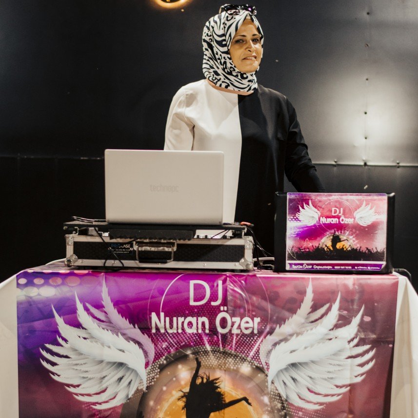 Dj Nuran Özer 