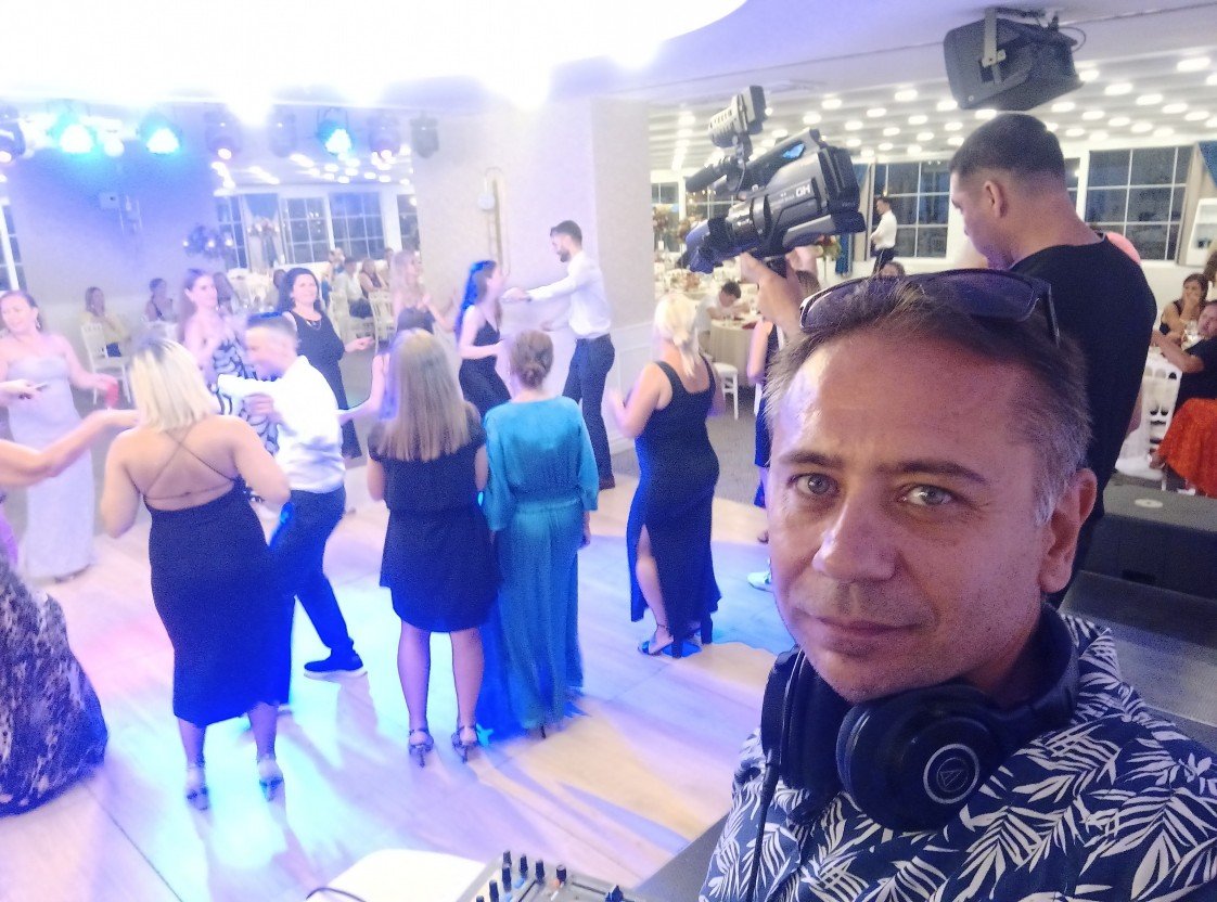 DJ Özgür Erboyacı