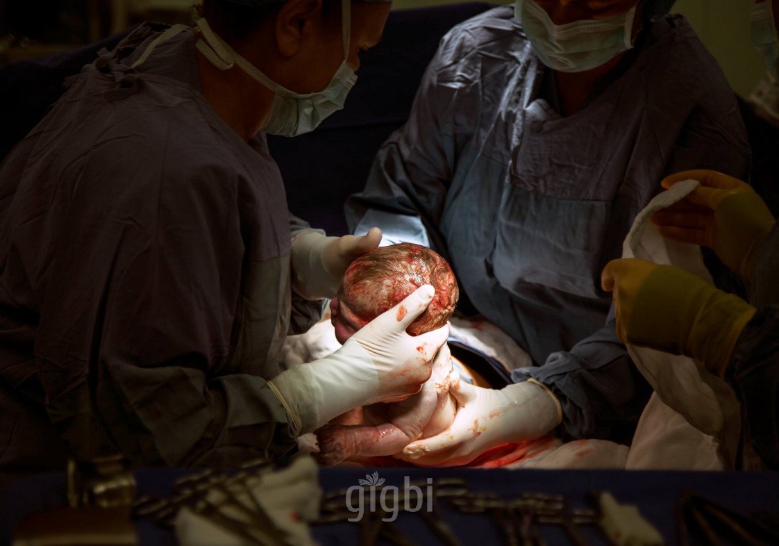 Doğdum Ben! Başak Çebi