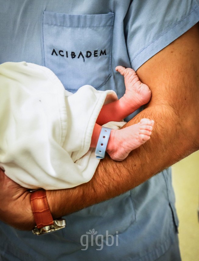 Doğdum Ben! Başak Çebi