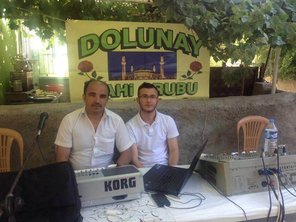 Dolunay İlahi Grubu 