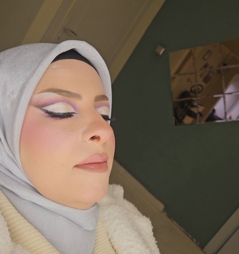 Dua Basal Makeup Artist