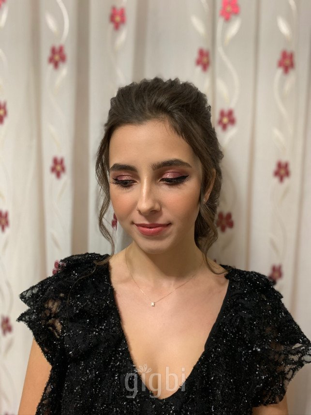 eceaydinmakeup