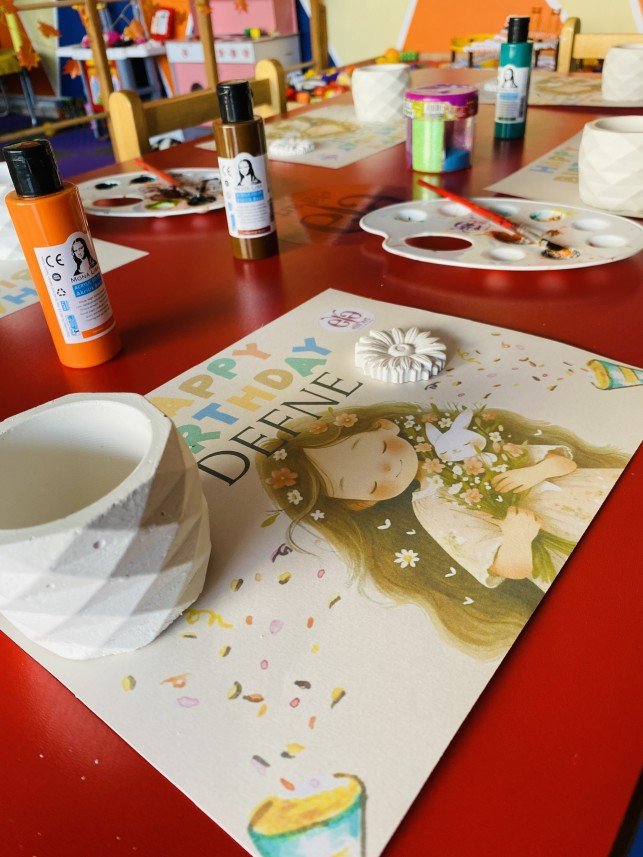 Elif Art Clup Parti Evi