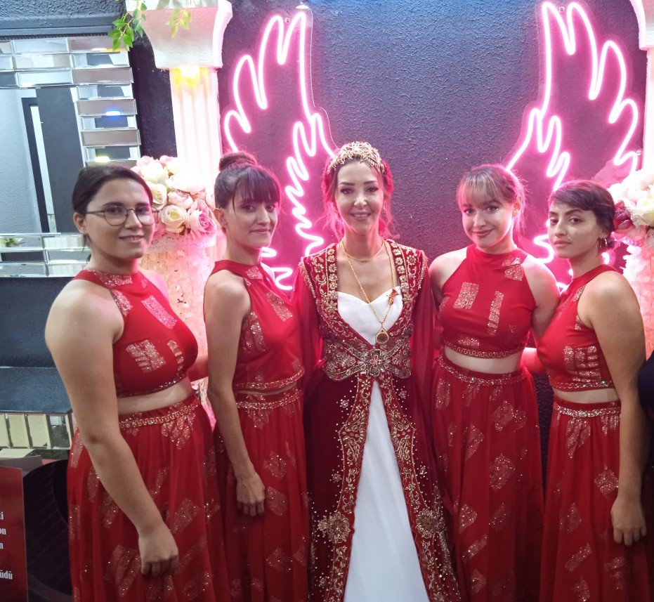 Elissa  Organizasyon