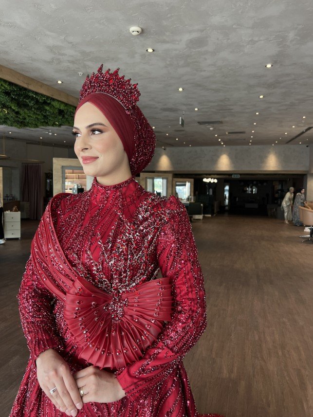 Emine Ateş
